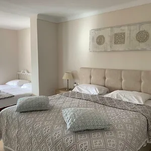 https://apartamentai.1costadelsol.com